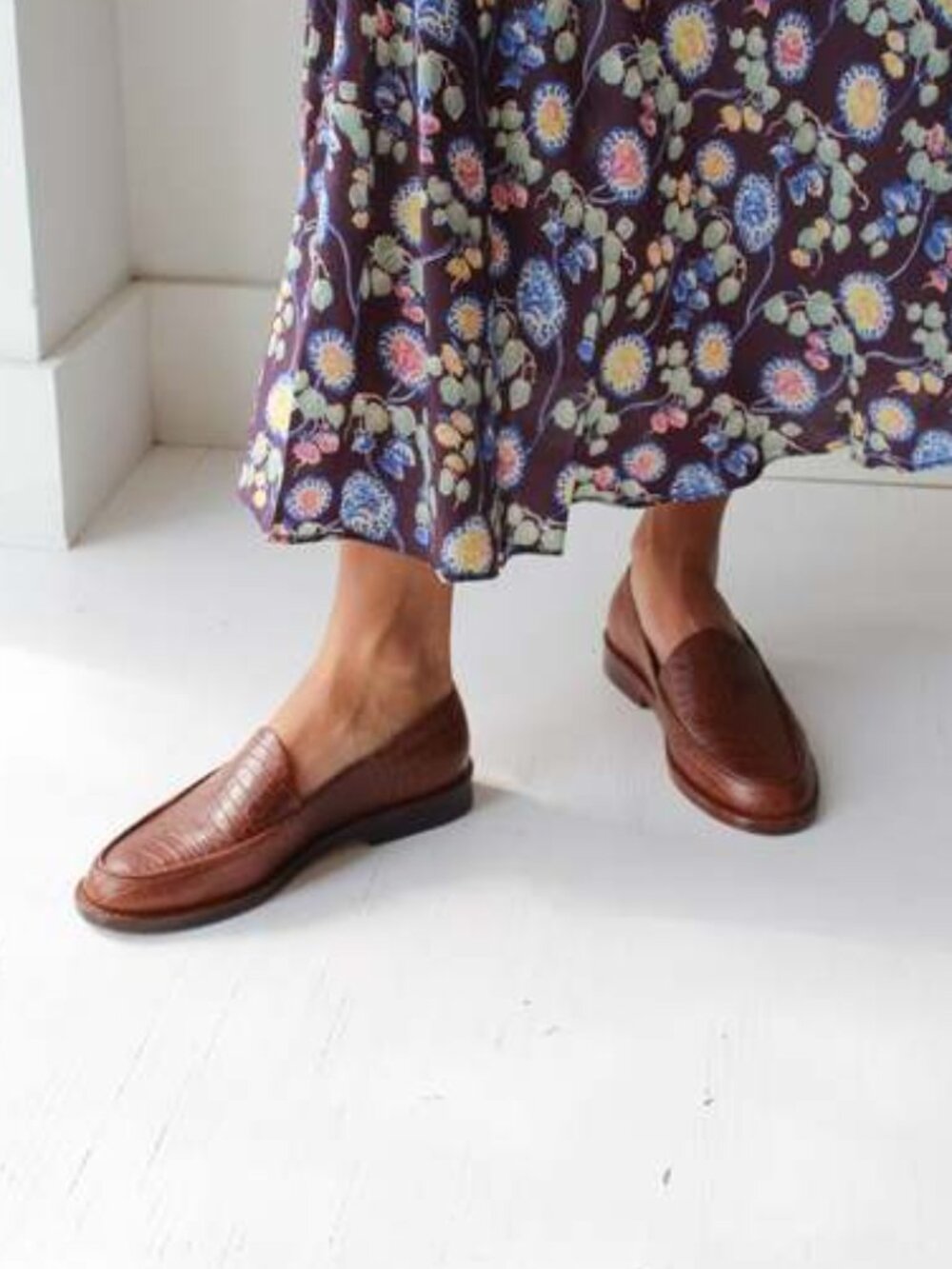 Caron Callahan Vidal Loafer Dark Brown Croc Embossed 37.5